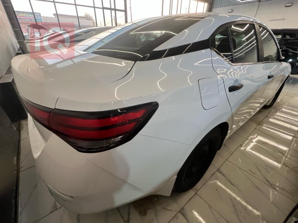 نيسان سنترا